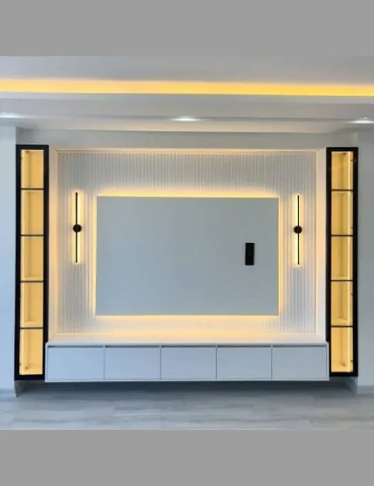 اجرای ویترین دکوفیکس در تی‌وی وال